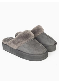 ISLAND BOOT Kapcie &quot;Emesta&quot; w kolorze szarym ze sklepu Limango Polska w kategorii Kapcie damskie - zdjęcie 187725665