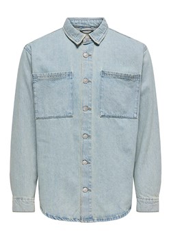 ONLY &amp; SONS Kurtka dżinsowa "Alp" w kolorze błękitnym ze sklepu Limango Polska w kategorii Kurtki męskie - zdjęcie 187743426