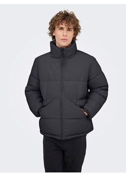 ONLY &amp; SONS Kurtka zimowa &quot;Pack Life&quot; w kolorze czarnym ze sklepu Limango Polska w kategorii Kurtki męskie - zdjęcie 187743428