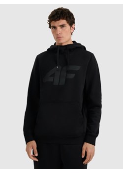 Męska bluza dresowa nierozpinana z kapturem 4F 4FRMM00TSWSM2477 - czarna ze sklepu Sportstylestory.com w kategorii Bluzy męskie - zdjęcie 187746605