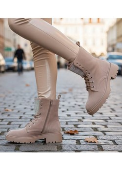 Zimowe botki trapery beżowe z cyrkoniami /A6-1 18574 W440/ ze sklepu Pantofelek24.pl w kategorii Workery damskie - zdjęcie 187760796