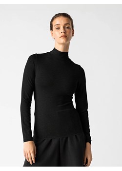 Les Lunes Koszulka &quot;Noraa&quot; w kolorze czarnym ze sklepu Limango Polska w kategorii Bluzki damskie - zdjęcie 187764139