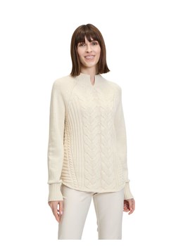 Betty Barclay Sweter w kolorze kremowym ze sklepu Limango Polska w kategorii Swetry damskie - zdjęcie 187765276