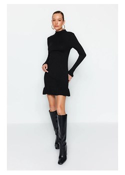 trendyol Sukienka dzianinowa w kolorze czarnym ze sklepu Limango Polska w kategorii Sukienki - zdjęcie 187766679