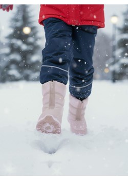 Sinsay - Pikowane śniegowce z wełnianą wyściółką - różowy ze sklepu Sinsay w kategorii Buty zimowe dziecięce - zdjęcie 187775155