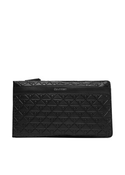 Calvin Klein Saszetka Emblem Aop Emboss Square Sling LV04D3277G Czarny ze sklepu MODIVO w kategorii Torby męskie - zdjęcie 187781155