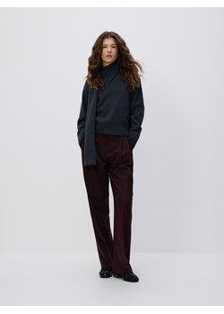 Reserved - Spodnie w kant z wełną - ciemnofioletowy ze sklepu Reserved w kategorii Spodnie damskie - zdjęcie 187797708