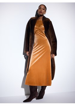 Mohito - Welurowa sukienka midi - pomarańczowy ze sklepu Mohito w kategorii Sukienki - zdjęcie 187798397
