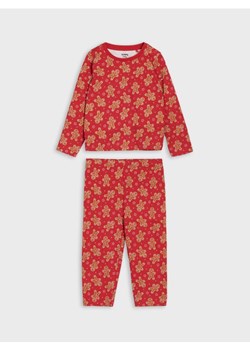 Sinsay - Piżama dwuczęściowa z motywem piernikowego ludzika - czerwony ze sklepu Sinsay w kategorii Piżamy dziecięce - zdjęcie 187799638