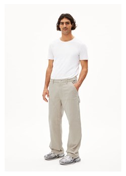 armedangels Spodnie "Aagapio" w kolorze beżowym ze sklepu Limango Polska w kategorii Spodnie męskie - zdjęcie 187801929