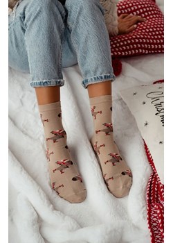Skarpetki damskie świąteczne Kapibara na łyżwach jasny melanż 1283.041, Kolor beżowy-wzór, Rozmiar 37-41, Milena ze sklepu Primodo w kategorii Skarpetki damskie - zdjęcie 187803519