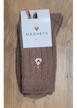 Ciepłe skarpetki damskie z aplikacją ciemnobeżowe YN5065, Kolor ciemnobeżowy, Rozmiar uniwersalny, Magnetis ze sklepu Intymna w kategorii Skarpetki damskie - zdjęcie 187803995