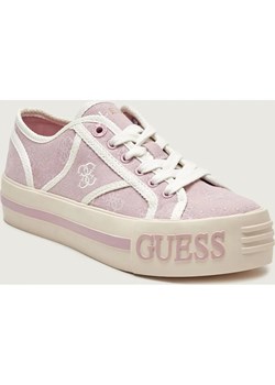 Guess Tenisówki ISSAH2 ze sklepu Gomez Fashion Store w kategorii Trampki damskie - zdjęcie 187804656