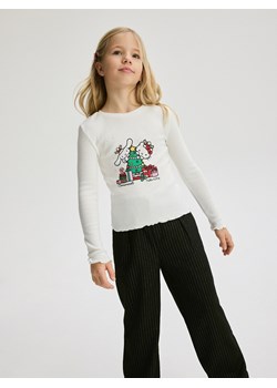 Reserved - Świąteczna koszulka Hello Kitty - złamana biel ze sklepu Reserved w kategorii Bluzki dziewczęce - zdjęcie 187805309