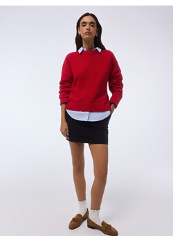 Mohito - Czerwony sweter basic - czerwony ze sklepu Mohito w kategorii Swetry damskie - zdjęcie 187817608