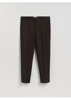 Reserved - Spodnie garniturowe z wełną - brązowy ze sklepu Reserved w kategorii Spodnie męskie - zdjęcie 187817795