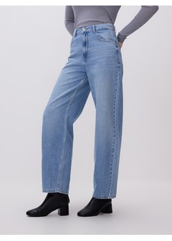 Reserved - Jeansy barrel leg - niebieski ze sklepu Reserved w kategorii Jeansy damskie - zdjęcie 187824069