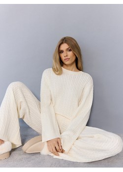 Mohito - Sweter z warkoczowym splotem - kremowy ze sklepu Mohito w kategorii Swetry damskie - zdjęcie 187824427