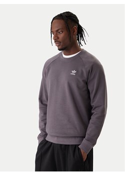 adidas Bluza Trefoil Essentials JW3598 Szary Regular Fit ze sklepu MODIVO w kategorii Bluzy męskie - zdjęcie 187828039