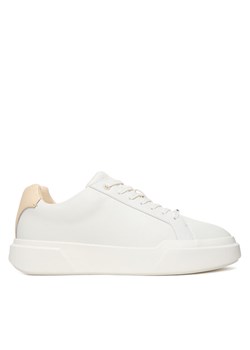 Calvin Klein Sneakersy Chunky Cupsole Laceup Clean Lth HM0HM02239 Biały ze sklepu MODIVO w kategorii Buty sportowe męskie - zdjęcie 187828125