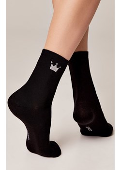 Czarne skarpetki damskie z koroną Classic 8541, Kolor czarny, Rozmiar 36-38, Conte ze sklepu Intymna w kategorii Skarpetki damskie - zdjęcie 187829515