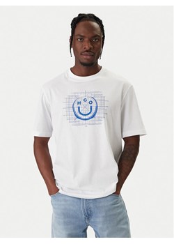 HUGO T-Shirt Namerix 50554350 Biały Regular Fit ze sklepu MODIVO w kategorii T-shirty męskie - zdjęcie 187830995