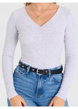 Sinsay - Wiskozowe body z dekoltem V - szary ze sklepu Sinsay w kategorii Bluzki damskie - zdjęcie 187832315