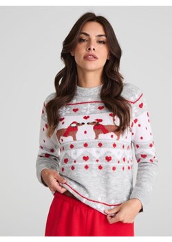 Sinsay - Świąteczny sweter z nadrukiem piesków i serduszek - wielobarwny ze sklepu Sinsay w kategorii Swetry damskie - zdjęcie 187832356