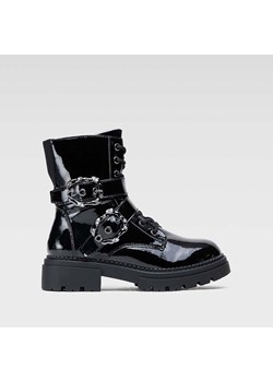 Trzewiki DeeZee WS5579-30 ze sklepu ccc.eu w kategorii Workery damskie - zdjęcie 187849719