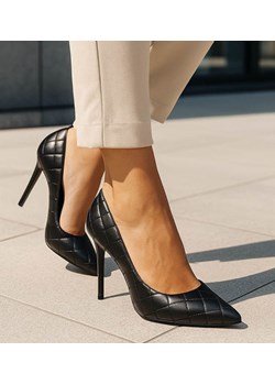 Czarne pikowane szpilki damskie ze szpicem /A4-1 13744 T197/ ze sklepu Pantofelek24.pl w kategorii Czółenka - zdjęcie 187849728