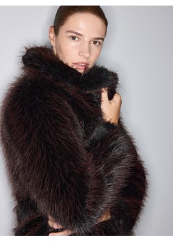 Reserved - Kurtka z imitacji futra - ciemnobrązowy ze sklepu Reserved w kategorii Futra damskie - zdjęcie 187850197