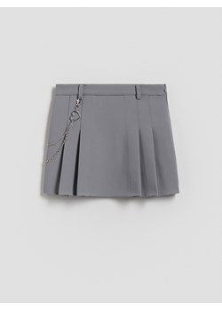 Reserved - Plisowana spódnica z łańcuszkiem - ciemnoszary ze sklepu Reserved w kategorii Spódnice dziewczęce - zdjęcie 187852575
