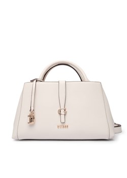 Guess Torebka Carrie HWVG98 96060 Écru ze sklepu MODIVO w kategorii Kuferki - zdjęcie 187852995