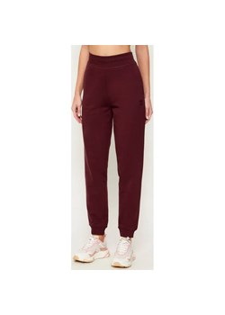 HUGO Spodnie dresowe Nelfinia | Regular Fit ze sklepu Gomez Fashion Store w kategorii Spodnie damskie - zdjęcie 187857227