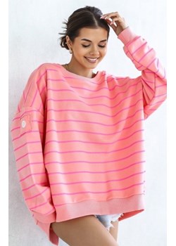 Oversizowa bluza damska w paski łososiowa Flowy ze sklepu intimiti.pl w kategorii Bluzy damskie - zdjęcie 187860599