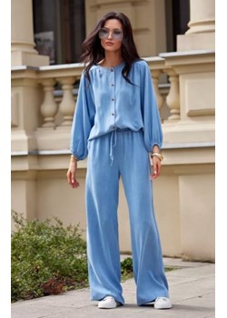 Długie spodnie z szerokimi nogawkami i wiązaniem w pasie J07 niebieskie ze sklepu intimiti.pl w kategorii Spodnie damskie - zdjęcie 187863996