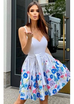*Koktajlowa sukienka w kwiaty 247-12/1 ze sklepu intimiti.pl w kategorii Sukienki - zdjęcie 187867385