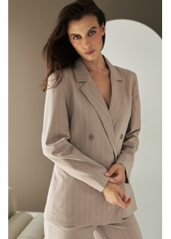 Marynarka oversize dwurzędowa prążek beżowa ze sklepu intimiti.pl w kategorii Marynarki damskie - zdjęcie 187871668