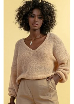 Fobya F1670 lekki sweter z wełny merynos ivory ze sklepu intimiti.pl w kategorii Swetry damskie - zdjęcie 187871795