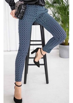 Dopasowane spodnie wzor Lola Fashion ze sklepu intimiti.pl w kategorii Spodnie damskie - zdjęcie 187873817