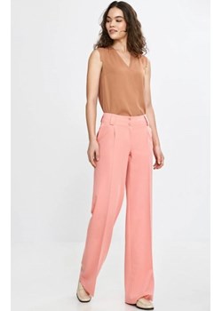 Nife spodnie damskie wide leg z kantem łososiowe ze sklepu intimiti.pl w kategorii Spodnie damskie - zdjęcie 187874709