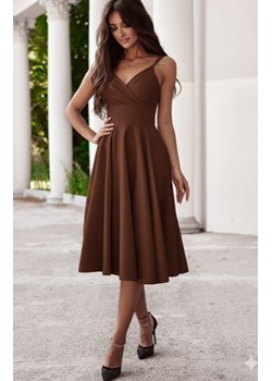 Duet Tifani rozkloszowana sukienka midi czekoladowa ze sklepu intimiti.pl w kategorii Sukienki - zdjęcie 187879966