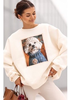 Oversizowa bluza damska z nadrukiem maltańczyka śmietanka ze sklepu intimiti.pl w kategorii Bluzy damskie - zdjęcie 187893239