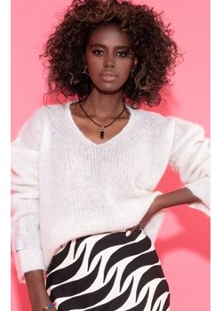 Oversizowy sweter ecru alpaka F1395 ze sklepu intimiti.pl w kategorii Swetry damskie - zdjęcie 187896737