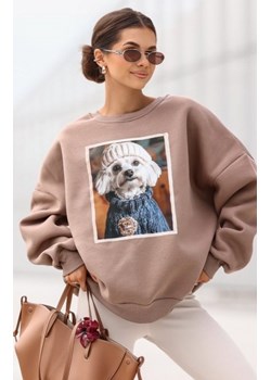 Oversizowa bluza damska z nadrukiem maltańczyka cappucino ze sklepu intimiti.pl w kategorii Bluzy damskie - zdjęcie 187896986