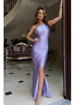 Bicotone satynowa sukienka maxi na jedno ramię lila ze sklepu intimiti.pl w kategorii Sukienki - zdjęcie 187897057