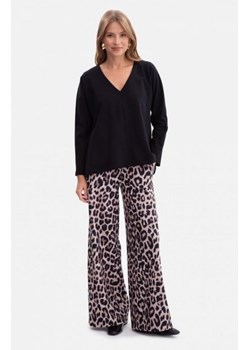 Bewear B302/1 spodnie z dzianiny z nadrukiem ze sklepu intimiti.pl w kategorii Spodnie damskie - zdjęcie 187897068