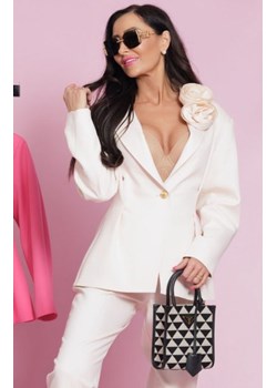 *Elizabeth Cher marynarka zdobiona kwiatami ecru ze sklepu intimiti.pl w kategorii Marynarki damskie - zdjęcie 187898368