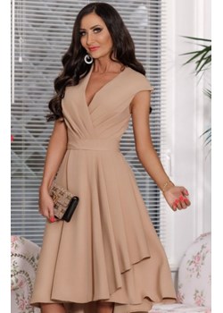 Elizabeth Chiara rozkloszowana midi sukienka beżowa ze sklepu intimiti.pl w kategorii Sukienki - zdjęcie 187900987
