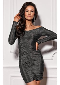 Dopasowana brokatowa sukienka z marszczeniem ze sklepu intimiti.pl w kategorii Sukienki - zdjęcie 187902256